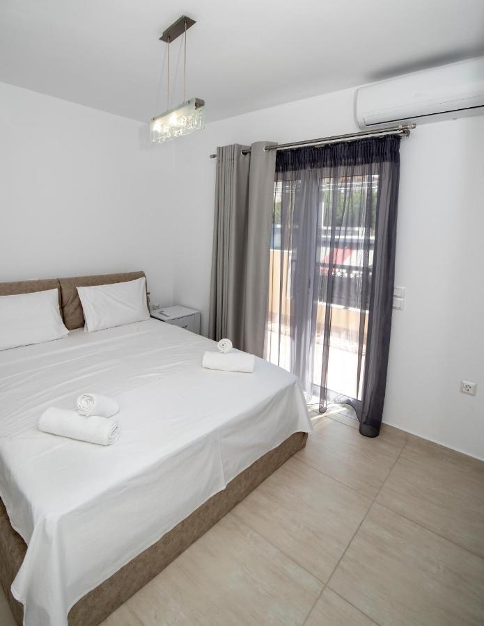 Mary'S Luxury Apartment Elaia. Elia  Esterno foto